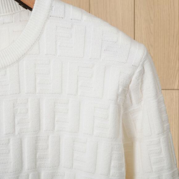 Men's Fendi Classic Sweatshirt White - Picture 4 of 4